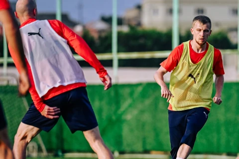 Futbol millimiz Bakıda məşqlərini davam etdirir - FOTO