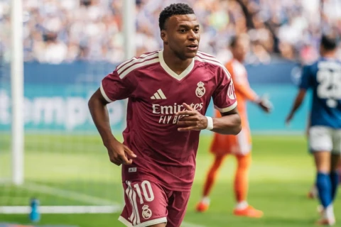 Mbappe Mourinyonu təriflədi: “Müasir futbolun ən yaxşılarındandır”