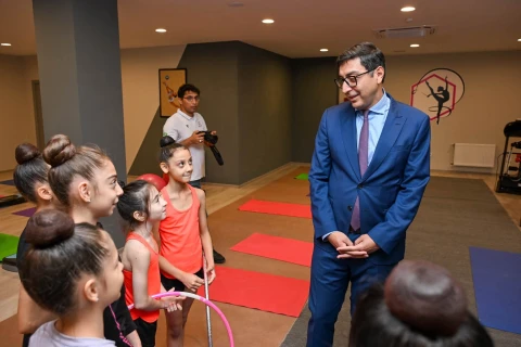 Qaradağda “Puta” idman zalı və minifutbol meydançası açıldı - FOTO