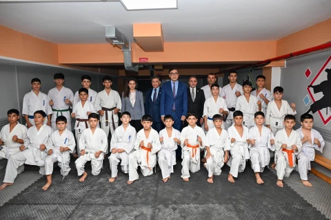 Qaradağda “Puta” idman zalı və minifutbol meydançası açıldı - FOTO