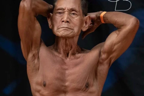 90 yaşlı yapon bodibilder yubileyindən bir gün sonra çempion oldu - FOTO