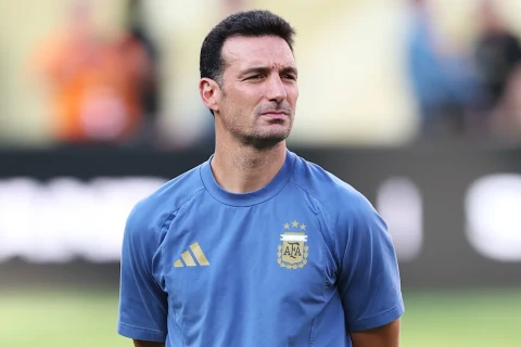 Skaloni Argentina ilə yeni müqaviləyə yaxındır