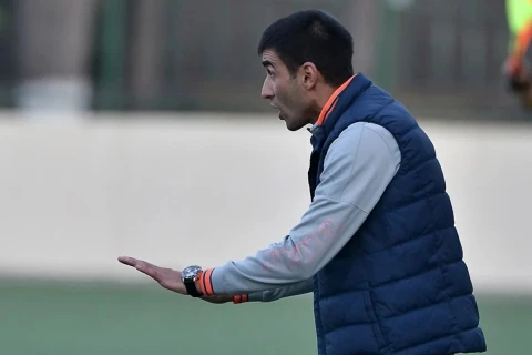 Famil Xəlilov: “Bakıda keçiriləcək U-15 dünya çempionatında yaxşı nəticə qazanmaq istəyirik”