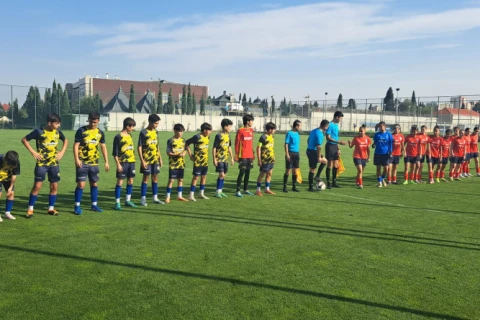 “Kəpəz” U-14 Azərbaycanın U-17 qızlar yığması ilə qarşılaşıb