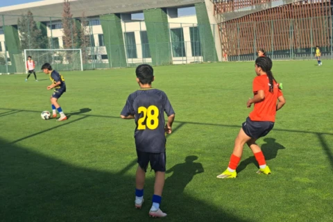 “Kəpəz” U-14 Azərbaycanın U-17 qızlar yığması ilə qarşılaşıb