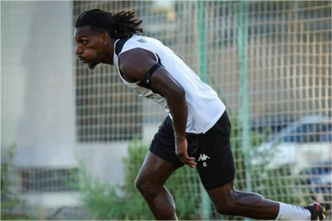 “Neftçi”nin futbolçusu Messinin vida matçında oynaya bilər