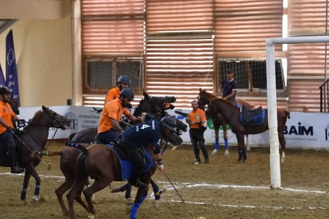 “Polad” çempionluq yolunda vacib üç xal itirdi