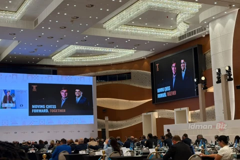 Şavkat Mirziyoyev FIDE prezident seçkilərinin iştirakçılarını salamlayıb - İDMAN.BİZ SƏMƏRQƏNDDƏN - YENİLƏNİB + FOTO