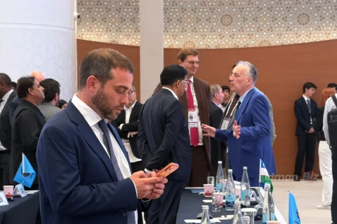 FIDE prezident seçkilərində qalib müəyyənləşməyib: İkinci tur keçiriləcək - İDMAN.BİZ SƏMƏRQƏNDDƏN - YENİLƏNİR + FOTO/VİDEO
