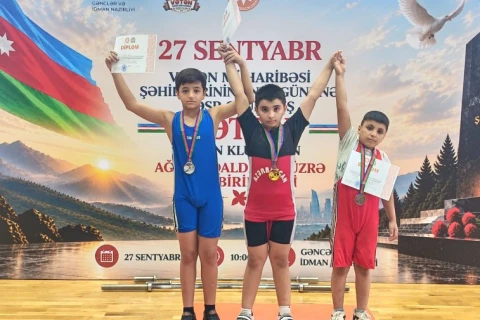 Gəncədə Vətən Müharibəsi şəhidlərinin xatirəsinə açıq birincilik keçirilib - FOTO
