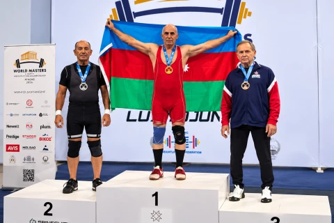 Azərbaycan ağırlıqqaldıranları dünya çempionatında üç medal qazandı