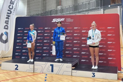 Gimnastlarımız Slovakiyadakı beynəlxalq turnirdə yeddi medal qazanıblar - FOTO