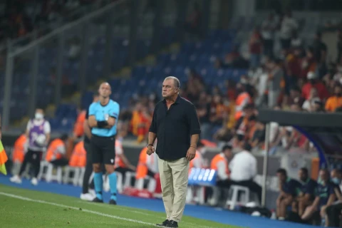 Fatih Terim Türkiyə-İtaliya oyunu öncəsi açıqlama verdi: “Hakan yoxdursa, Arda Gülər var”