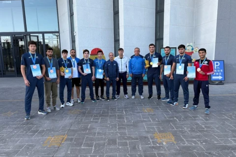 Boksçularımız Çində keçirilən beynəlxalq turnirdə 10 medal qazanıblar - FOTO