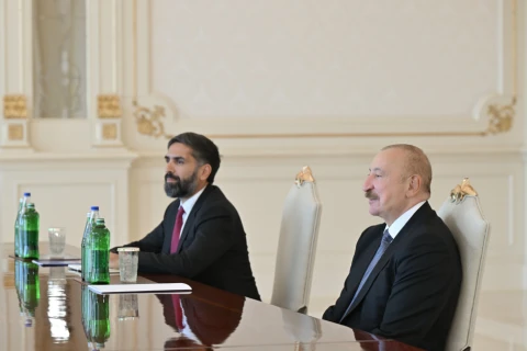 Prezident İlham Əliyev FIFA-nın prezidentini qəbul edib - FOTO
