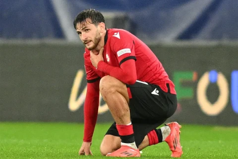 Kvaratskhelia apologises to Georgia fans after Ukraine draw