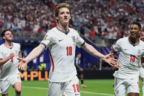 Anthony Gordon praises Alexander-Arnold after England win over Czech Republic