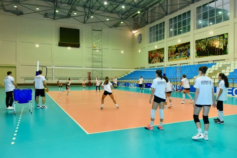 U-20 voleybol millimiz EEVZA çempionatına Qubada hazırlaşır - FOTO