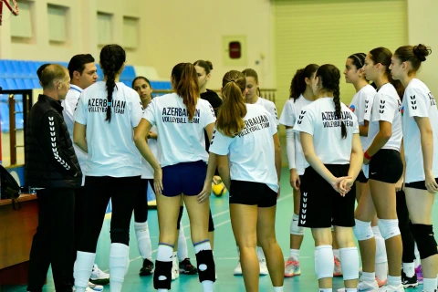 U-20 voleybol millimiz EEVZA çempionatına Qubada hazırlaşır - FOTO