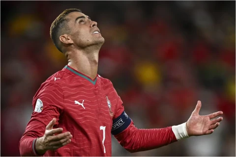 Jezuş Ronaldu ilə barışıq görüşünə razılaşdı, hücumçu hələ cavab verməyib