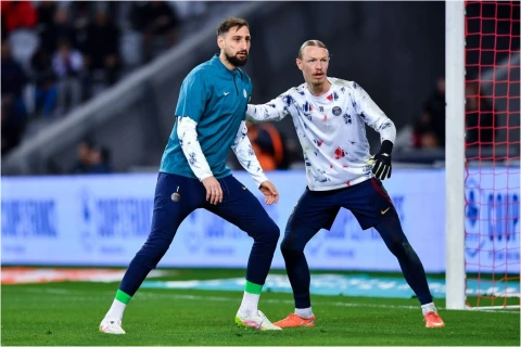 Donnarumma “Qızıl top” üçün sabiq komanda yoldaşını favorit göstərdi
