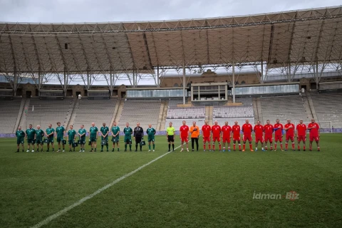 Vəli Qasımovdan poker: “Neftçi” veteranları “Spartak Vilnüs”ü məğlub etdi - YENİLƏNİB + FOTO/VİDEO