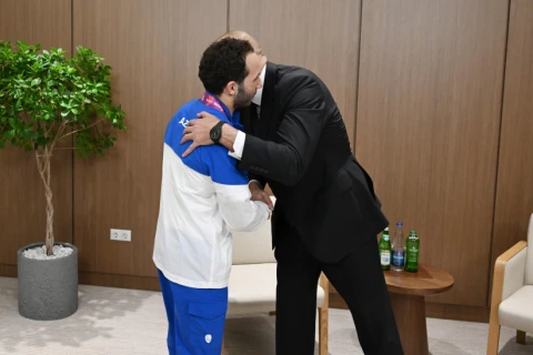 Ильхам Алиев поздравил Ахмеда Юсифова с "золотом" чемпионата мира в Баку