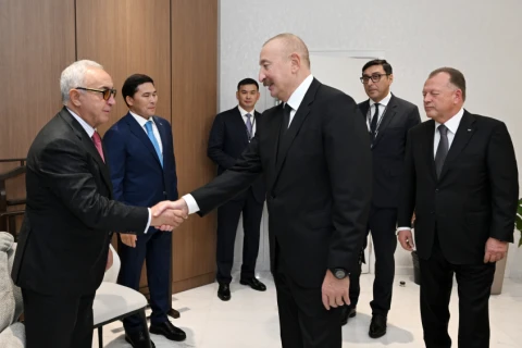 Ильхам Алиев поздравил Ахмеда Юсифова с "золотом" чемпионата мира в Баку
