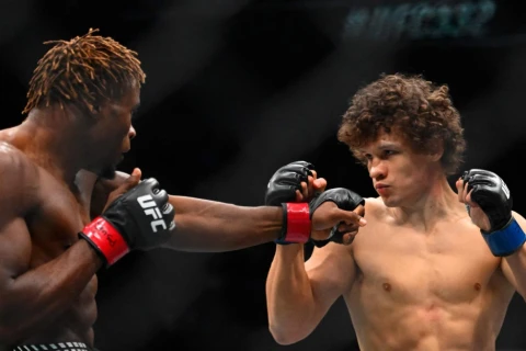 UFC 332-də bonus yağışı: 10 döyüşçüyə əlavə mükafat verildi