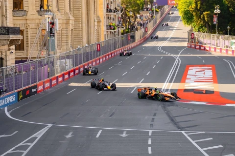 “Formula-1” üzrə Azərbaycan Qran-prisinə 120-dən çox ölkədən azarkeş gəlib - FOTO