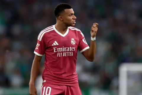 Mbappe “Real”ın məşqlərinə qayıdır