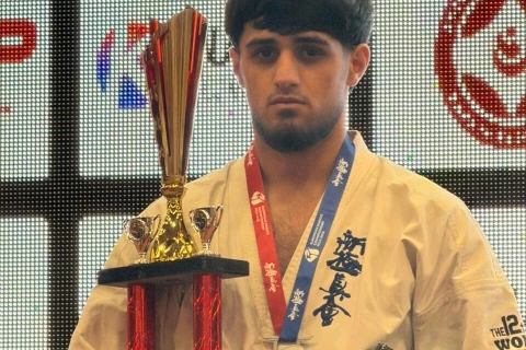 Karateçilərimiz Avropada və Rusiyada üç medal qazanıblar - FOTO