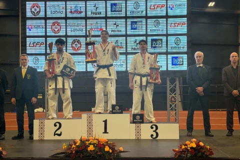 Karateçilərimiz Avropada və Rusiyada üç medal qazanıblar - FOTO