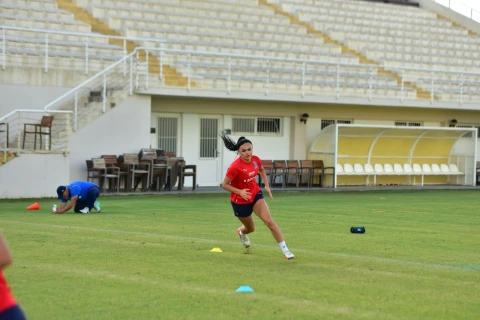 Qadınlardan ibarət Azərbaycan millisi “Antalyaspor” klubu ilə yoldaşlıq oyunu keçirəcək - FOTO