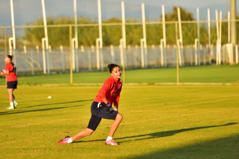 Qadınlardan ibarət Azərbaycan millisi “Antalyaspor” klubu ilə yoldaşlıq oyunu keçirəcək - FOTO