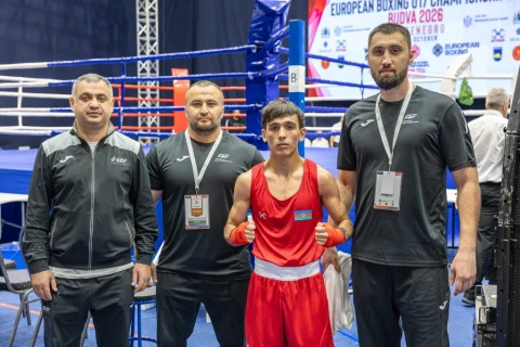 Пять боксеров Азербайджана продолжат борьбу за медали ЧЕ U17