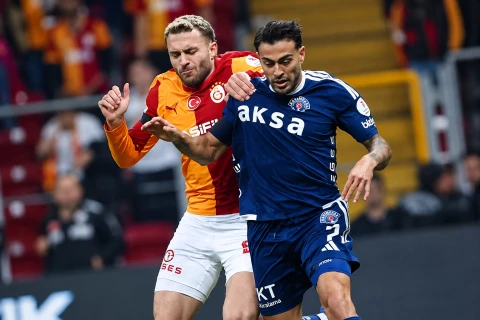 “Qalatasaray” azlıqda qalmasına baxmayaraq, “Kasımpaşa”nı məğlub etdi