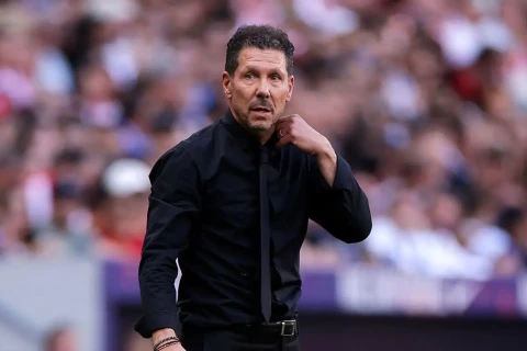 Simeone Messi və Maradona arasında seçim etməkdən imtina etdi