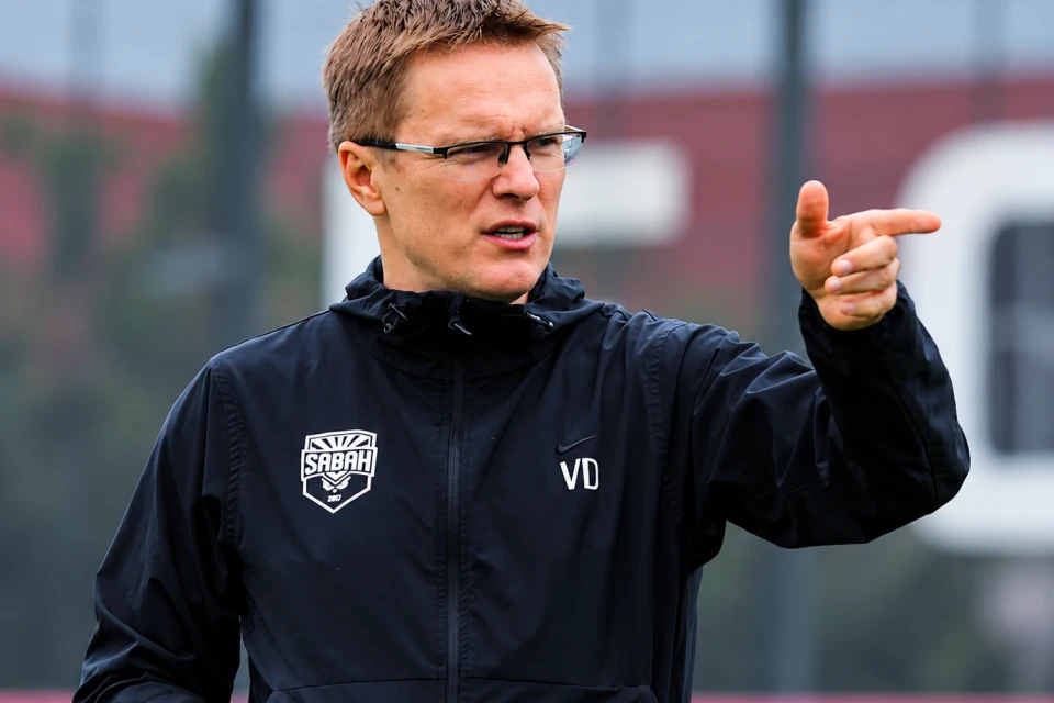 Valdas Dambrauskas: “Barselona” və “Borussiya” ilə oyunlardan əvvəl matçları təxirə sala bilmərik”