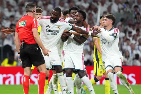 “Real Madrid” rəhbərliyi Vinisiusun meydandakı davranışından narahatdır - FOTO