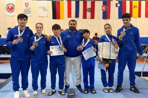 Azərbaycan batutçuları Çexiyadakı turniri dörd medalla başa vurublar - FOTO