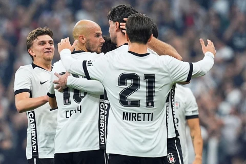 Super Liqa: “Beşiktaş” evdə ardıcıl dördüncü qələbəsini qazandı – YENİLƏNİR + VİDEO