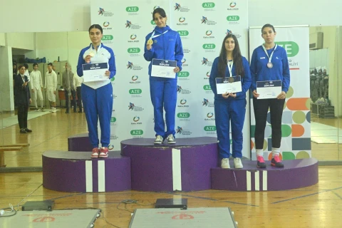 Qılıncoynatma üzrə Bakı şəhər açıq birinciliyinin qalibləri məlum olub - FOTO