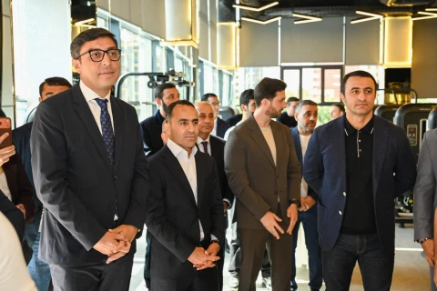 Bakıda yeni idman zalı açıldı: mərasimdə tanınmış simalar iştirak etdilər - FOTO