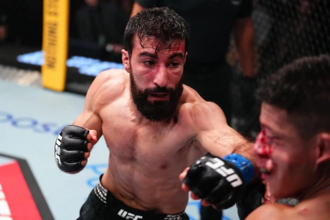12 боев без поражений: непобежденный британец покинул UFC