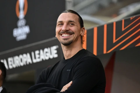 Zlatan İbrahimoviç “Milan”dakı vəzifəsindən ayrıldı