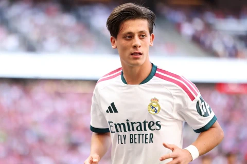 Arda Gülər “Real Madrid”də qalmaq qərarı verdi: İngiltərə klublarının planları pozuldu