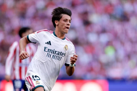 Arda Gülər “Real Madrid”lə müqaviləsini 2031-ci ilə qədər uzadacaq