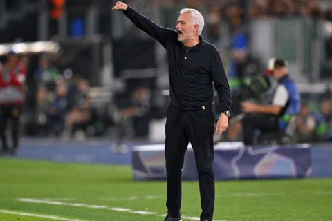 Mourinyo “Roma” azarkeşlərinə müraciət etdi - FOTO
