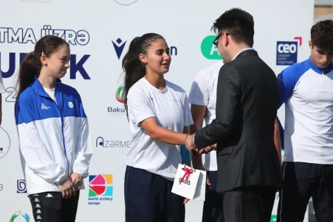 Kamandan oxatma üzrə tarixi Superkubokun qalibləri müəyyənləşdi - FOTO